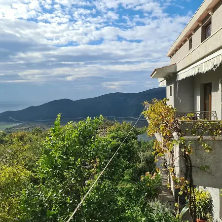 Deloik Ante's Hill House Maison d'hôtes