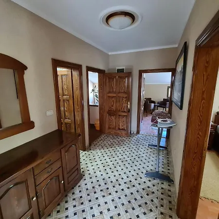 Deloik Ante's Hill House * Budva