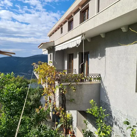 Deloik Ante's Hill House Maison d'hôtes Budva