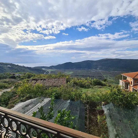 Deloik Ante's Hill House Maison d'hôtes Budva